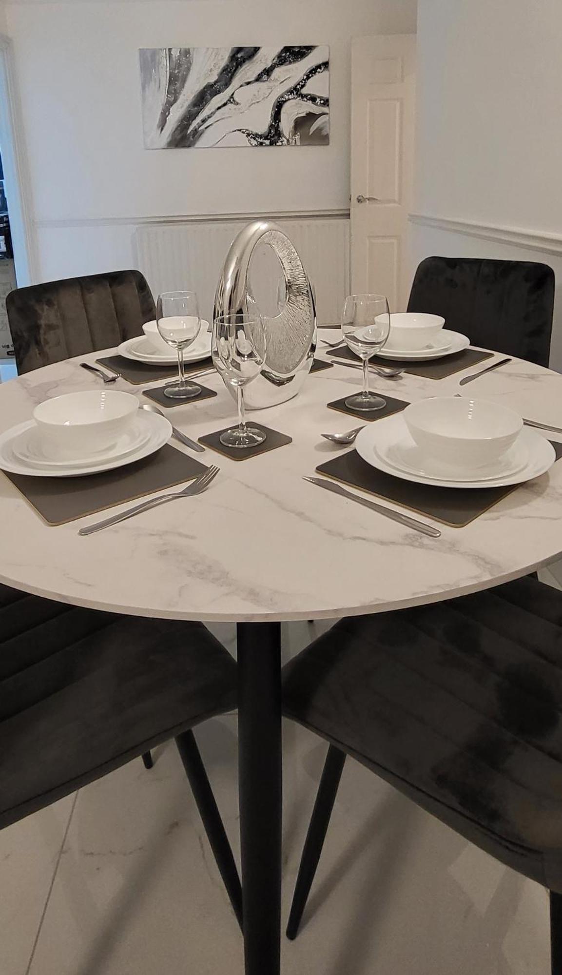 Stunning 2 Bedroom Apartment In Canary Wharf - Morland Apartments London Rum bild